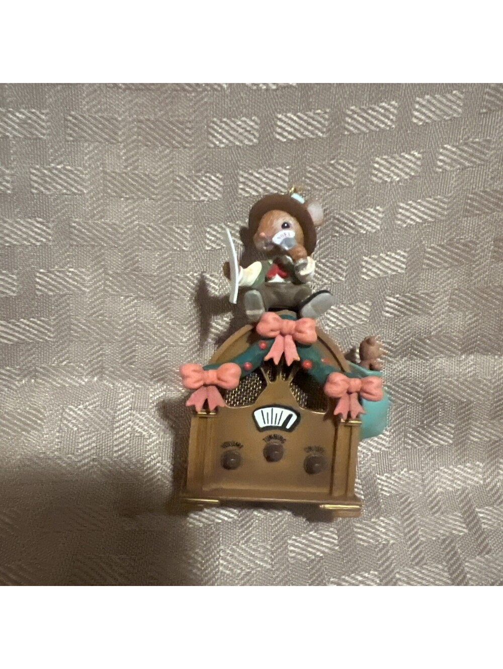 Festive News Flash Enesco Ornament 1992 Mouse Reporter on Radio No Box Vintage